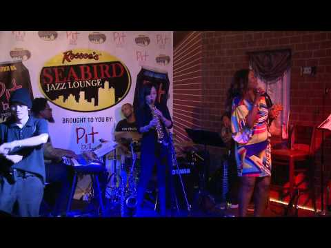 Marian Marie Live @ Roscoe's Seabird Jazz Lounge Long Beach Ca.