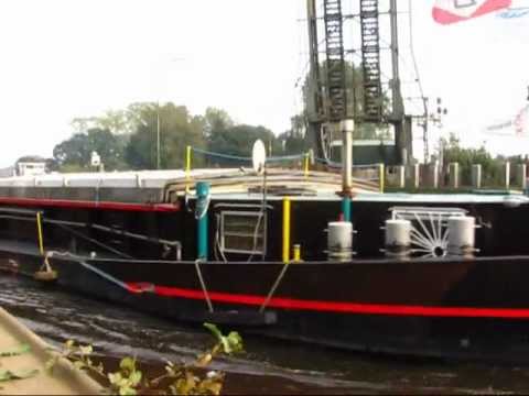 Vorbeifahrt Binnenschiff Rolf-Hein - GMS - 05501830 zu Berg auf der Hunte