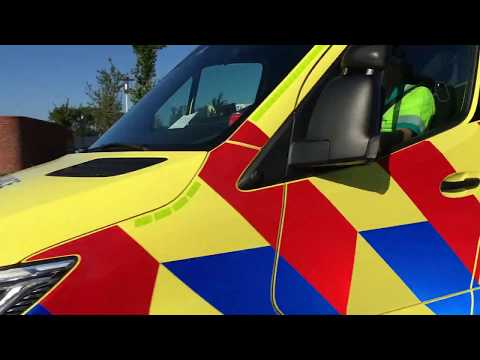 Primeur gloednieuwe ambulance 11125  met spoed naar OLVG west Amsterdam