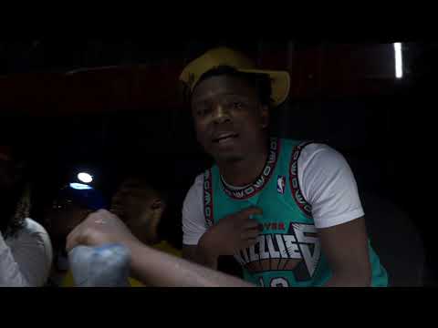 kash800 "huh" (Dir. by @dibent)