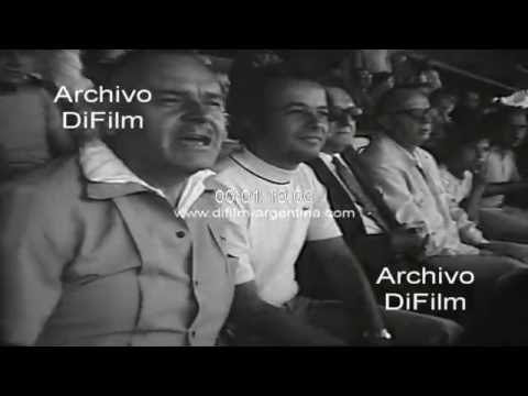 Velez Sarsfield vs Racing Club - Metropolitano 1974