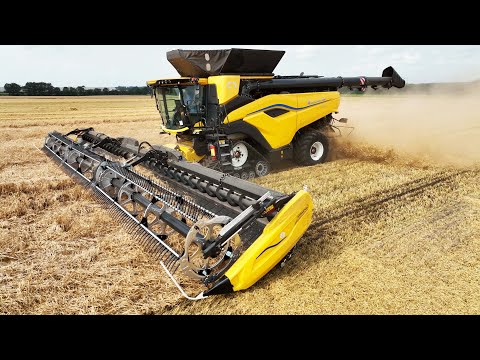 New Holland CR11 with 50ft. Wide MacDon FD250 Header | Big Harvest