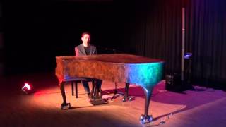 David Lang I Der singende Poet am Klavier video preview