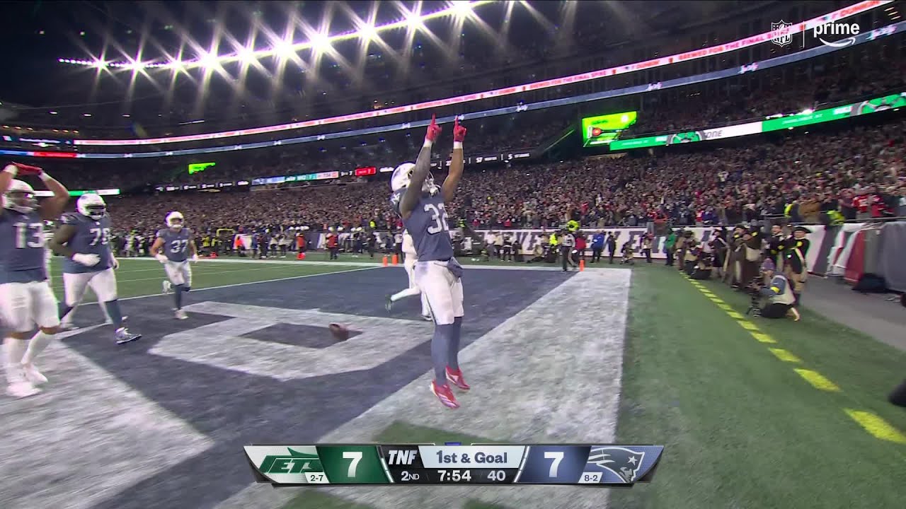 Henderson looks shifty on second TD rush