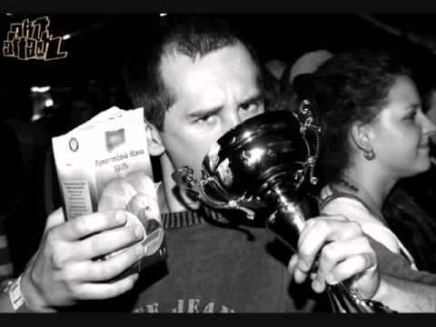 Strapo Vs Zverina freestyle battle 2006 (Part1)