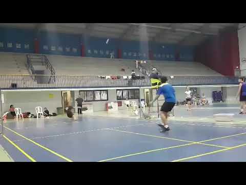 כבוד! שחקן הבדמינטון הישראלי מקסים גרינבלט זכה בתואר "חבטת השנה באירופה"