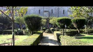 preview picture of video 'Il Chiostro dell'Abbazia di S. Giovanni in Venere (Fossacesia)'