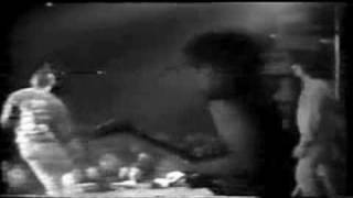 11. Discharge, The Blood Runs Red - Stoke On Trent '83