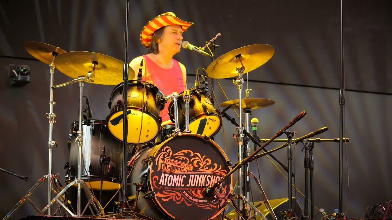 Promotional video thumbnail 1 for Atomic Junction