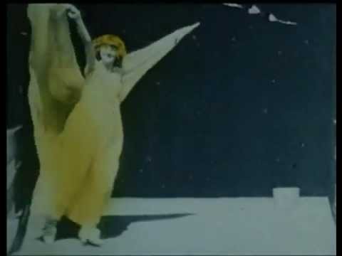 YELLE - L'AMOUR PARFAIT (VIDEO) with Lyrics/Paroles