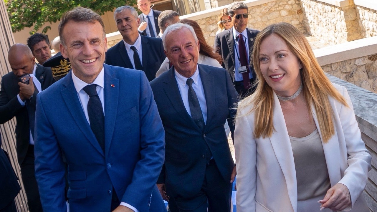 MELONI: "CARO EMMANUEL, SENZA ITALIA E FRANCIA, UE E OCCIDENTE NON SAREBBERO QUELLO CHE SONO”