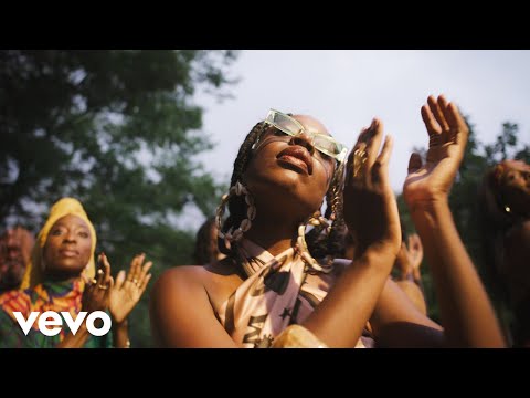 Melanie Charles, Marlena Shaw - Woman Of The Ghetto (Reimagined)