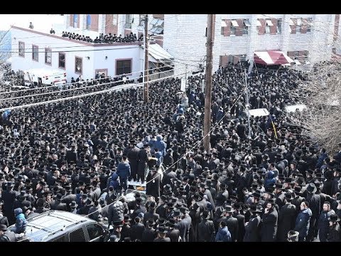 Thousands At Funeral Of Viznitzer Rebbe Rabbi Mordechai Hager in Monsey