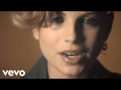 Video per il significato della canzone Non è l'inferno di Emma Marrone