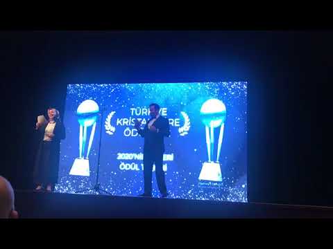 Softomi, Kristal Küre ödül töreninde, 2020 yılının en iyi yazılım firması seçildi! Teşekkürler...