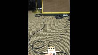 Video thumbnail for DOD 525 Compressor - Vintage Analog Guitar Pedal From Early 1980's by John Aselin