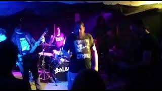 Video Haunebu Zwei - Údolí kostí live Balada bar 2.12.2022