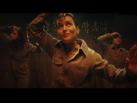 Sisters On Wire - Keistas Pasaulis