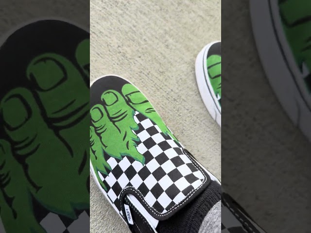 Vídeo relacionado con Marvel Avengers Slippers Comic Hombres Slips On House Shoes Mocasines 43-44 EU