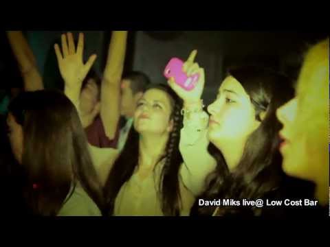 LowCost bar  - David Miks Live