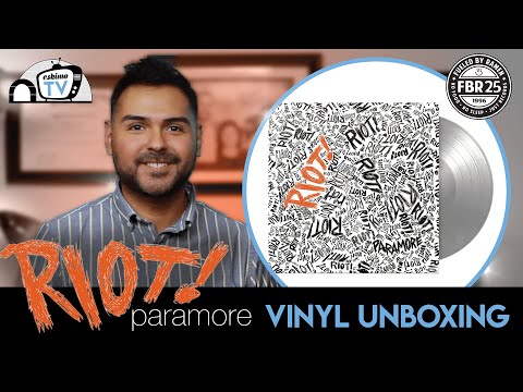 Paramore Riot - Vinyl (FBR 25th Anniversary) + Cassette Unboxing