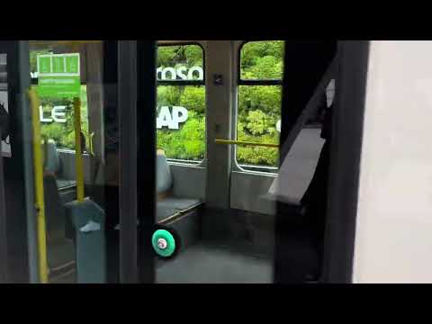 Tram 12 nach Zürich Stettbach Bahnhof