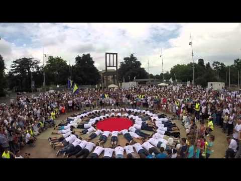 ZIVI CVIJET SREBRENICE. Trg UN Zeneva 14.06.2015.