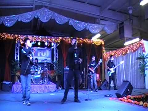 Banditz 7 - Thov Koj - Live