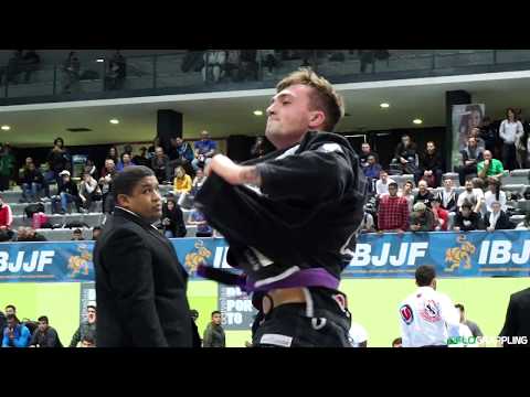 Crazy Arm/Leg-In Triangle (Cryangle) at 2018 Europeans