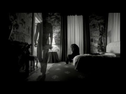 Laura Pausini - In Assenza di Te (Official Video)