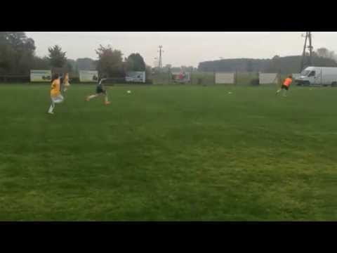 Pierwsze dwie bramki z meczu Korona 2002-Tarnowiak II Tarnowo Podg. 3:1