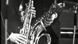 Georgie Fame &amp; The Blue Flames - "Walking The Dog"