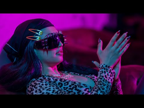 Españita- COMO YO NINGUNA (Video oficial)