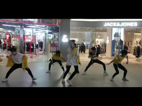BOY STORY BUSKING in TianJin - Handz Up (Fancam)
