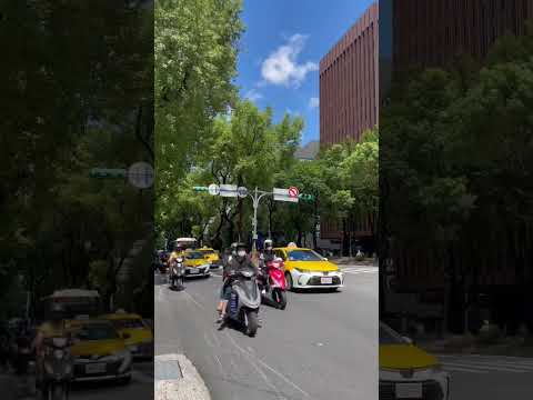 Uma esquina em Taipei. Pegar um táxi. A vida diária em Taiwan 008 #Zhongshan North Road #Explorando Taipei #Explorando Taiwan