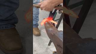 Incredible Forge Work‼️Nigel Fennell takes 2 old Rasps &amp; forges them into working pair of Pull Offs