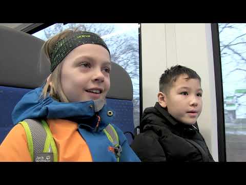 Busschule-Video 9: Im (AKN) Zug | hvv Schulprojekte
