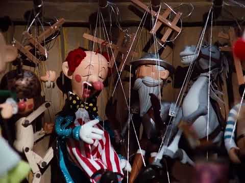 Pinocchio's Christmas (1980): Pinocchio gets ready for the Puppet Show