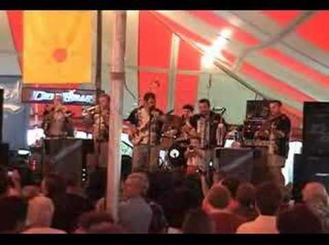 DynaBrass (2006) - In The Heat Of The Night