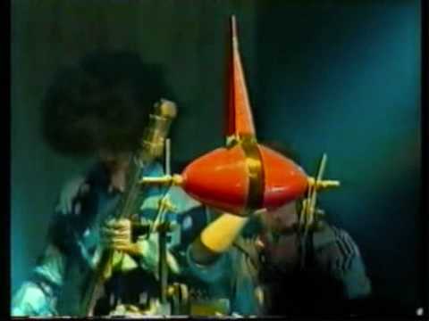 Bentley Rhythm Ace - Carbootechnodiscoroadshow (Live)