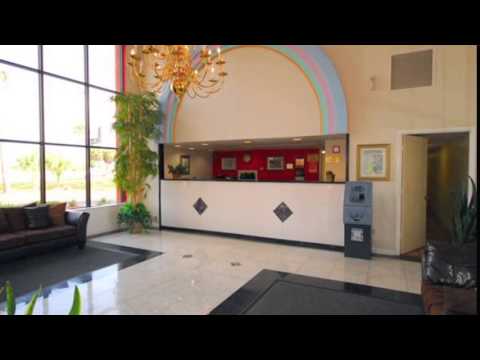 Howard Johnson Express Inn and Suites - Kissimmee, FL
