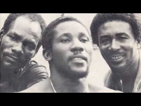 Never You Change lyrics