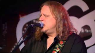 The Artie Lange Show - Warren Haynes Performs "When the World Gets Small"