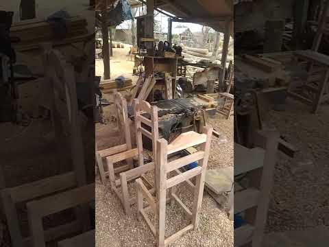 elaborando sillas de algarrobo en laguna yema formosa