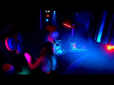 Rianne, Sharon en Eline in de Pepsi Remix Machine @ Loveland