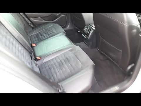 151D31841 - 2015 Volkswagen Passat HIGHLINE 1.6 TDI M6F 120HP 15,950