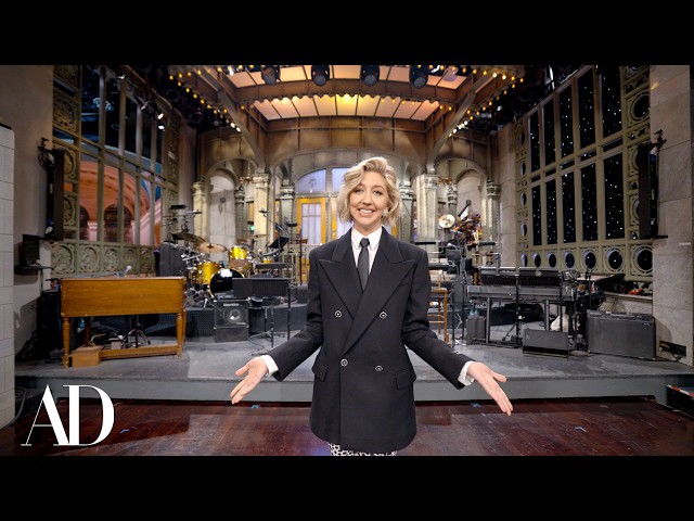 Inside SNL's Iconic Studio 8H (w/ Heidi Gardner, Chloe Fineman & Ego Nwodim) | Set Tour | AD SDDEFAULT Thumbnail