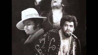 The Isley Brothers   LOVE PUT ME ON THE CORNER