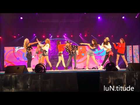 SNSD - Gee @ Asia Style Collection 2013 Singapore [220613] (HD 1080p)