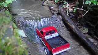 preview picture of video 'RC Scale 4x4 - Exploring Unkel - Hilux Defender'